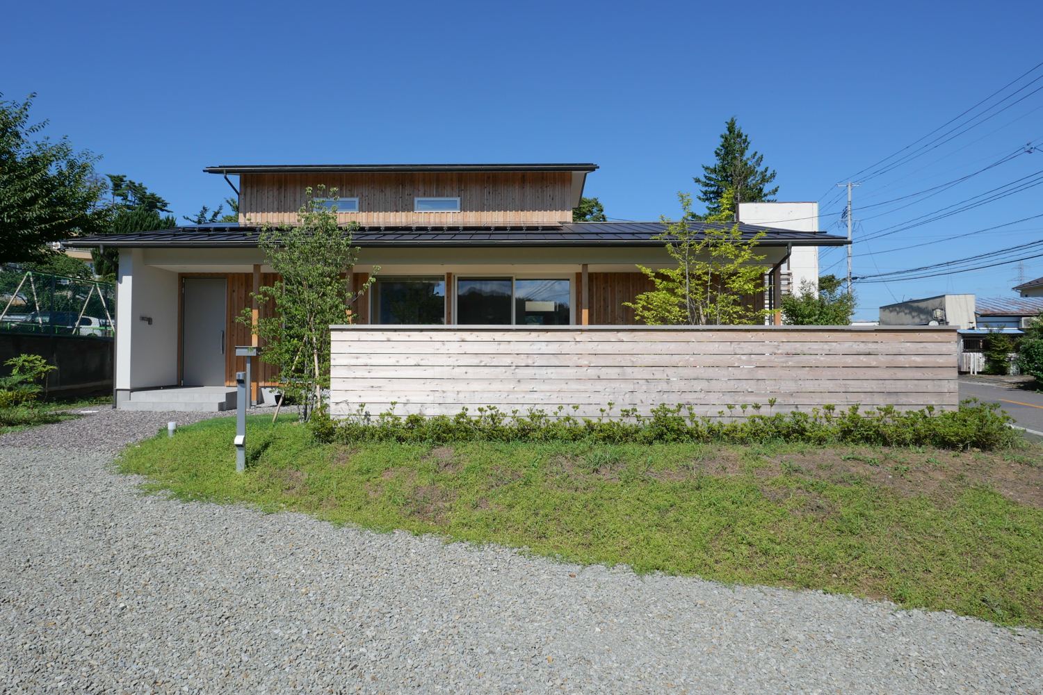 経年変化を楽しみ平屋のように暮らせる家